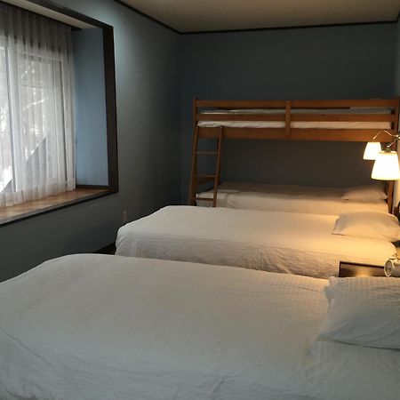 האצ'ימנטאי White Rose Inn חדר תמונה