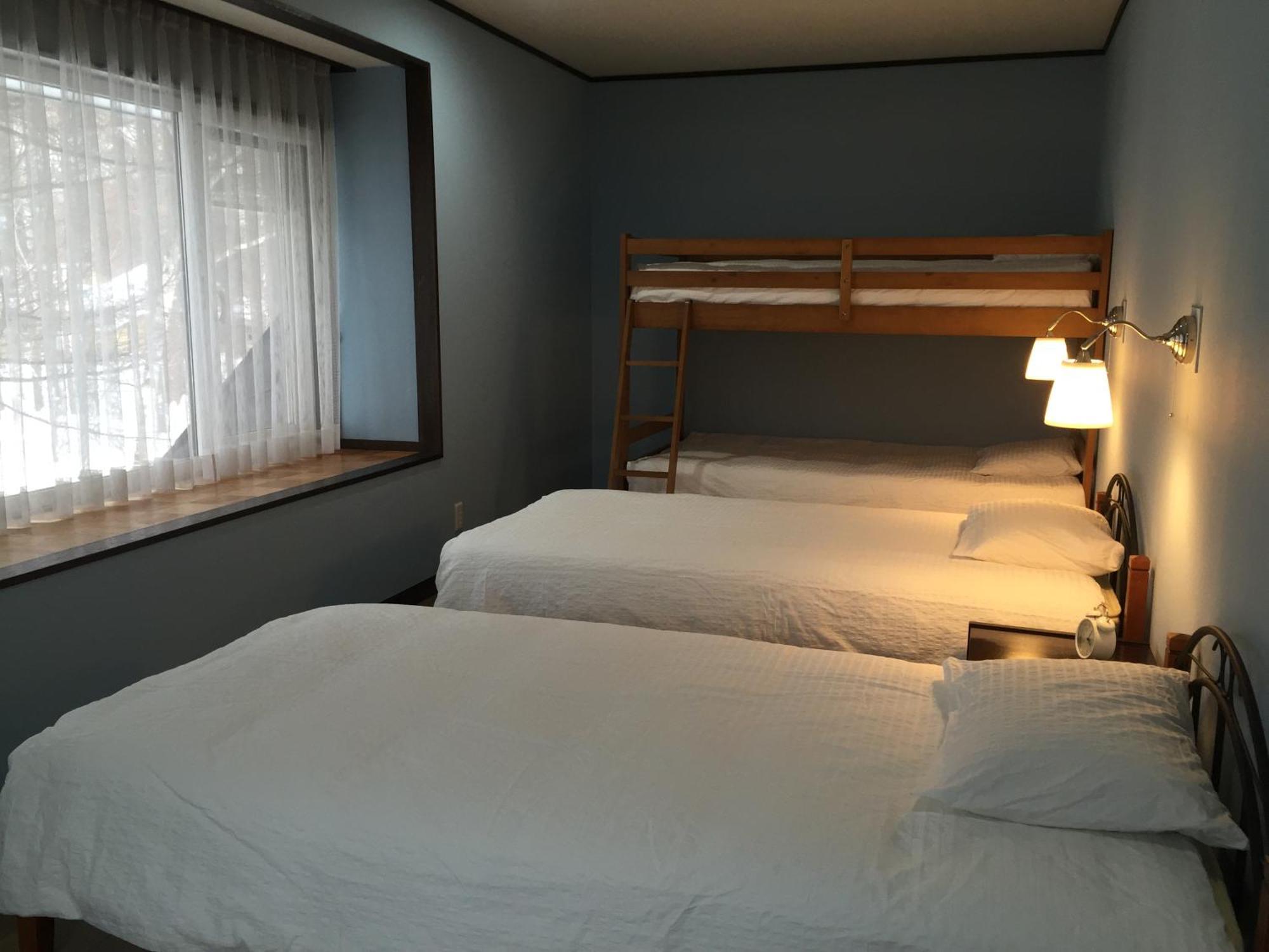 האצ'ימנטאי White Rose Inn חדר תמונה