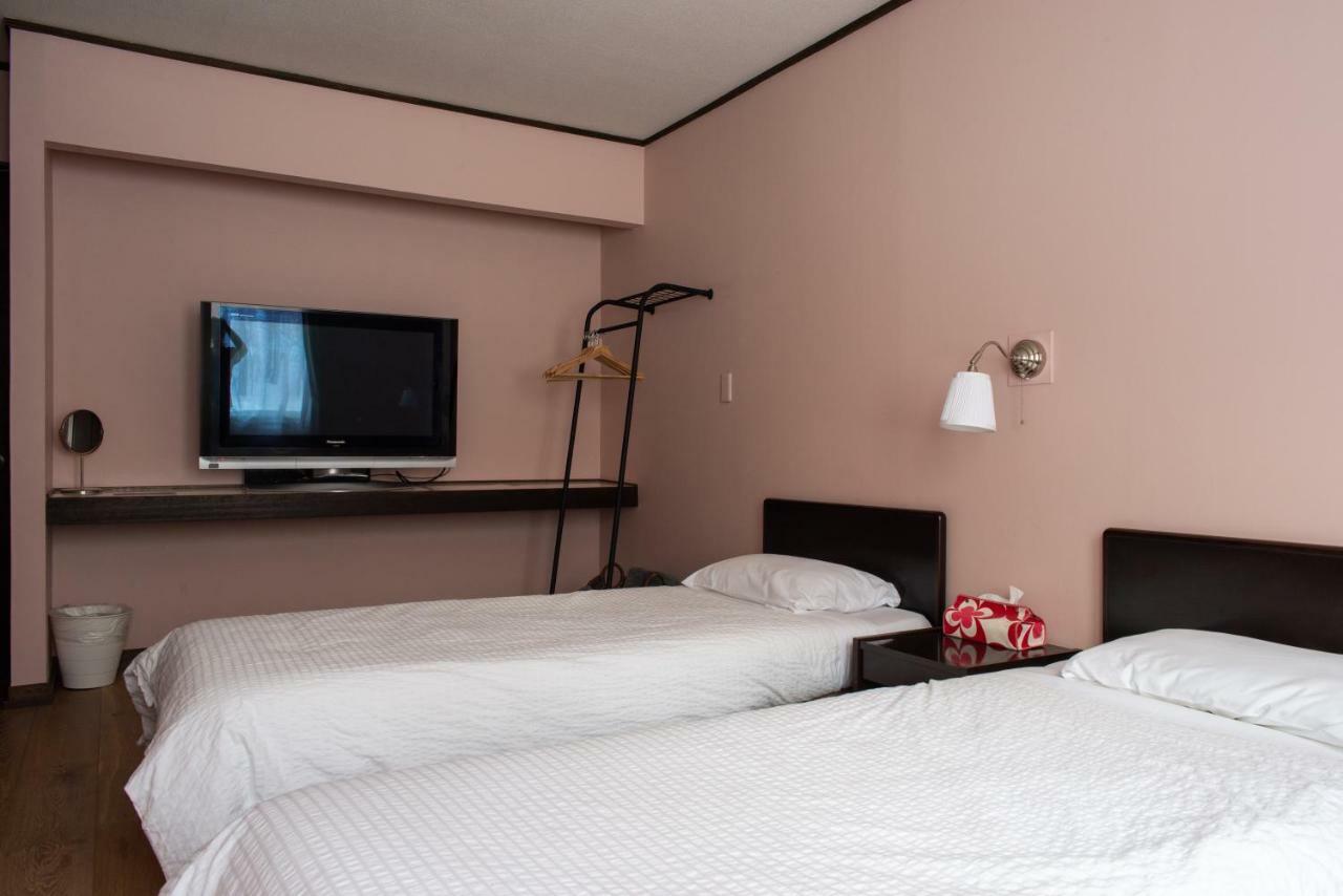 האצ'ימנטאי White Rose Inn מראה חיצוני תמונה